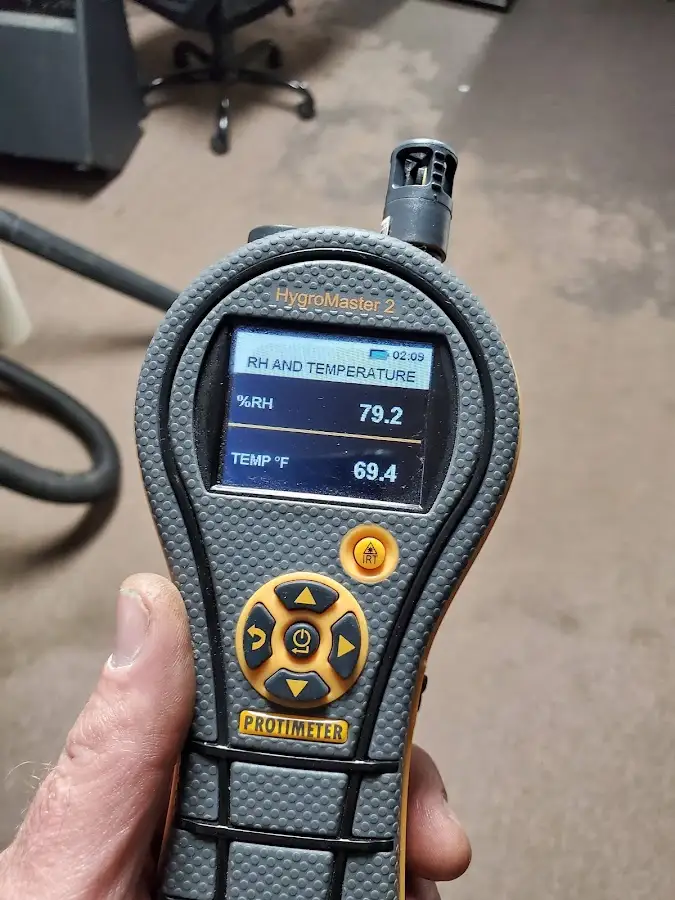 Moisture meter humidity assessment for Mold Remediation & Removal in Milwaukie
